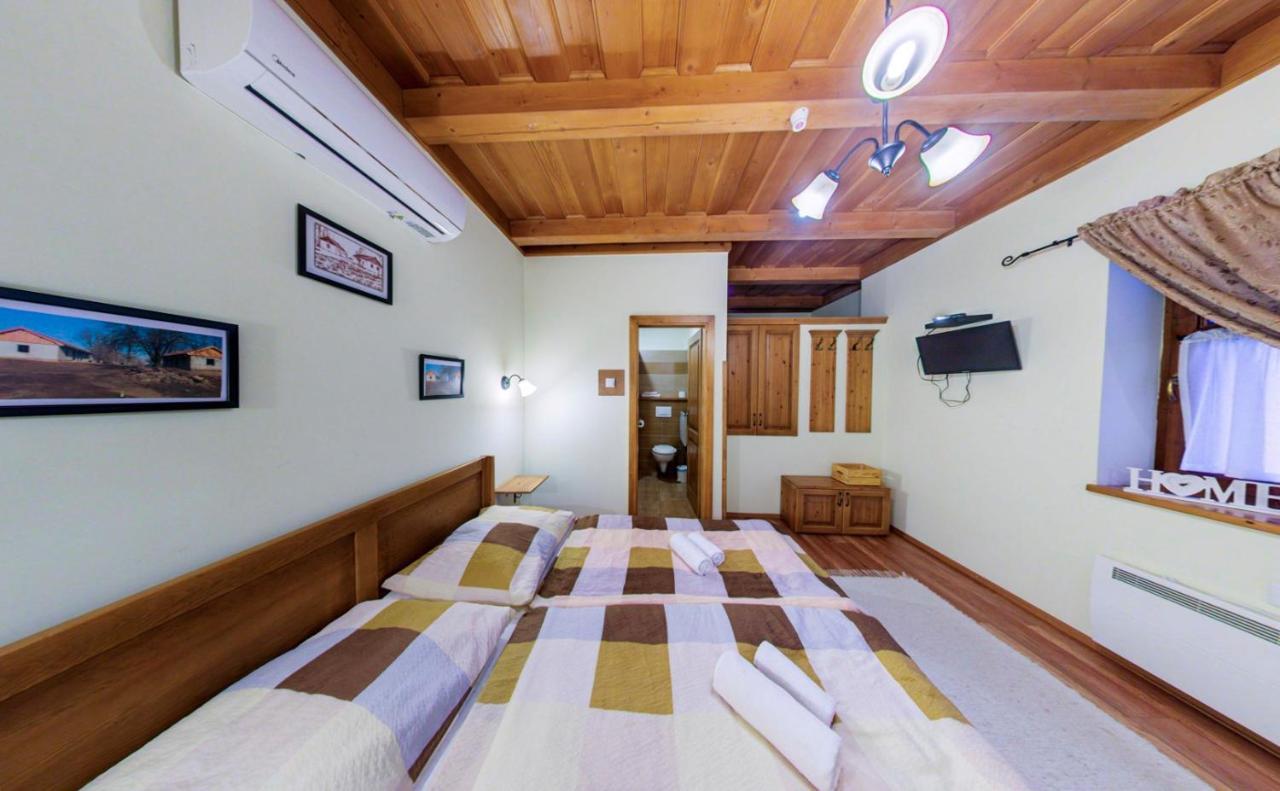 Toth Vendeghaz Es Apartmanhaz Ujfeherto 外观 照片