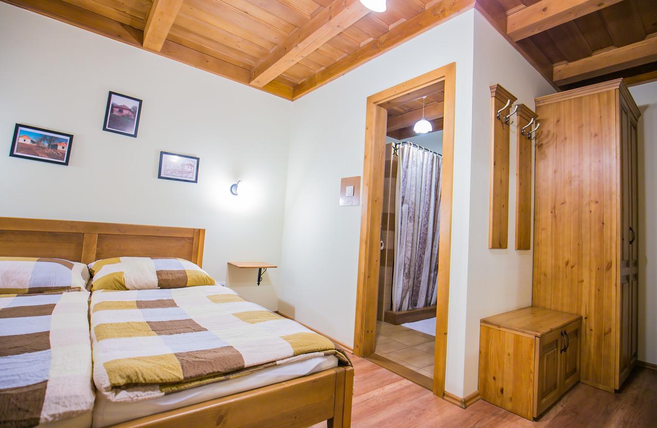 Toth Vendeghaz Es Apartmanhaz Ujfeherto 外观 照片
