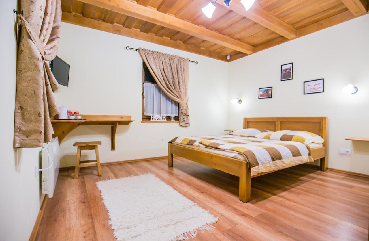 Toth Vendeghaz Es Apartmanhaz Ujfeherto 外观 照片